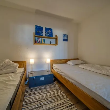 - Haus L, App 0l0708 Lejlighed *